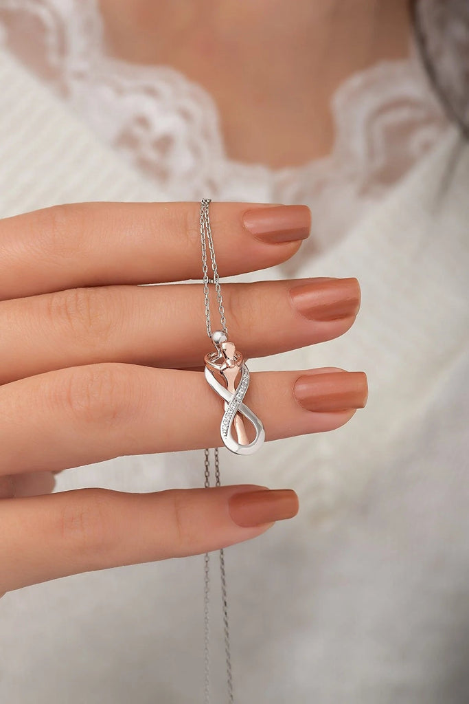 Hug Necklace - Triki Jewelry