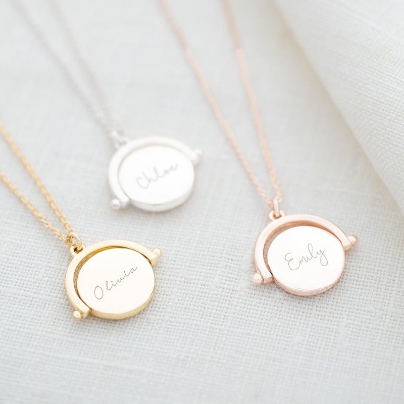Round Spinner Personalised Name Necklace - Triki Jewelry