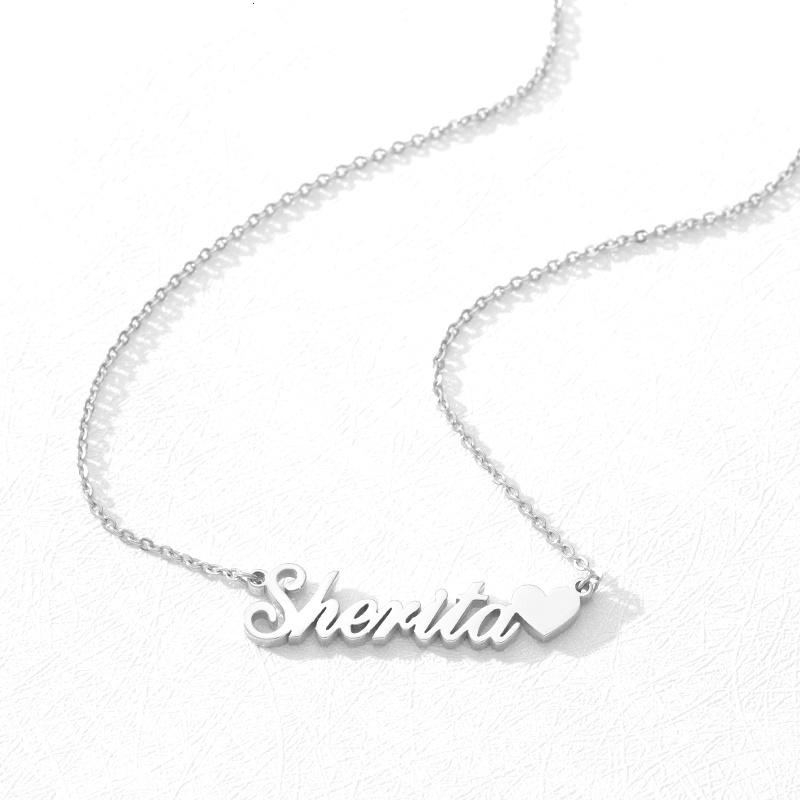 Tiny Stylish Name Necklace - Triki Jewelry